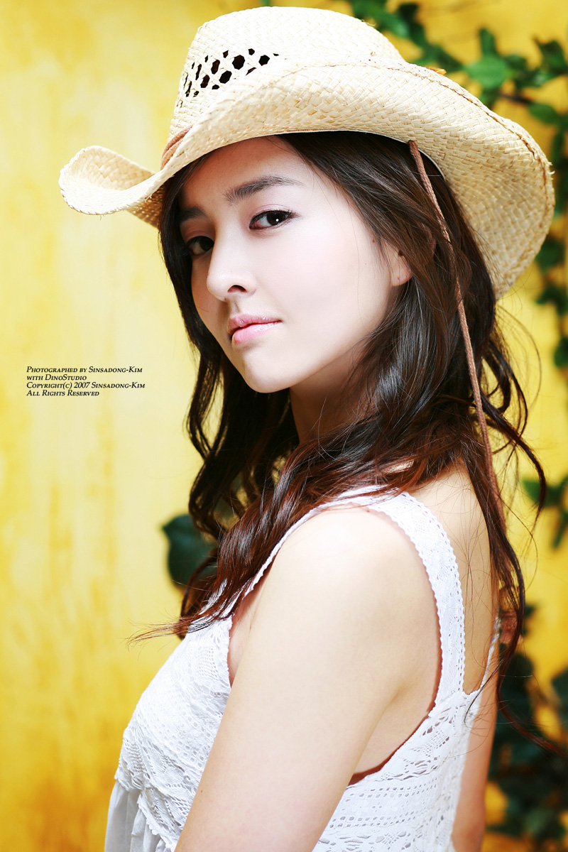 Cewek korea. Kim Hyo Yeon. Kim Hyo Yeon модель. Artis Korea Paling cantik. Cewek Korea yg cantik.